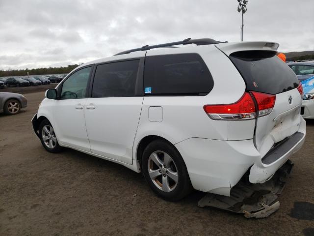 Photo 2 from auction – 2011 TOYOTA SIENNA LE with VIN 5TDKK3DCXBS019406