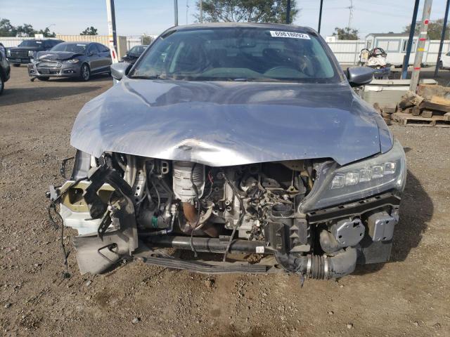 Photo 5 from auction – 2016 ACURA ILX PREMIU with VIN 19UDE2F7XGA011368