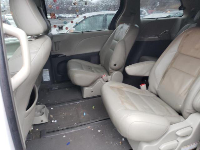 Photo 11 from auction – 2015 TOYOTA SIENNA XLE with VIN 5TDDK3DC9FS106714