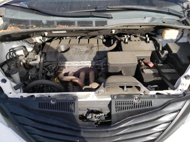 Photo 12 from auction – 2011 TOYOTA SIENNA BAS with VIN 5TDKA3DC1BS001055