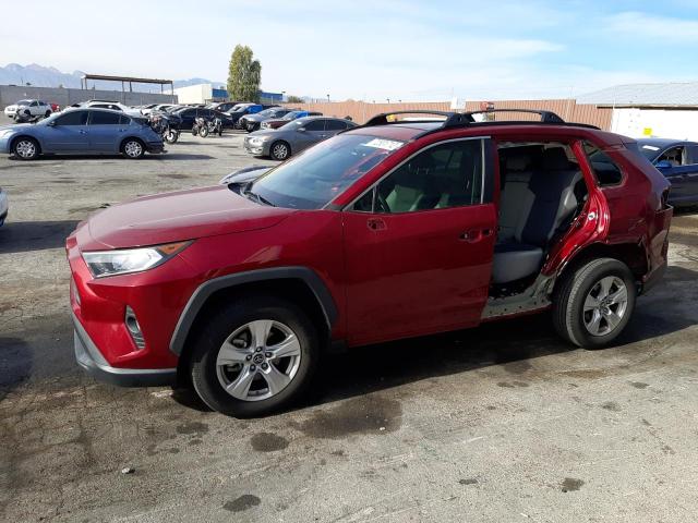 TOYOTA RAV4 XLE 2019 with VIN 2T3W1RFVXKC004992 - Photo from auction