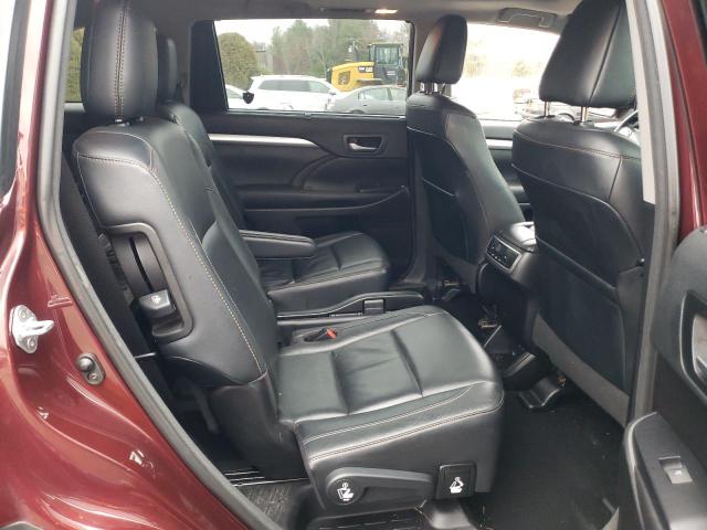 Photo 11 from auction – 2018 TOYOTA HIGHLANDER with VIN 5TDJZRFH6JS859054