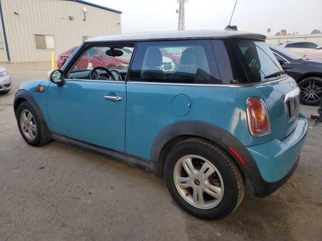 Photo 2 from auction – 2007 MINI COOPER with VIN WMWMF33527TU61408