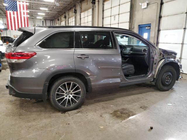 Photo 3 from auction – 2018 TOYOTA HIGHLANDER with VIN 5TDJZRFH7JS897781