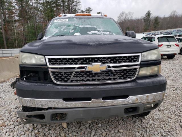 Photo 5 from auction – 2005 CHEVROLET SILVERADO with VIN 1GCHK29U55E255154