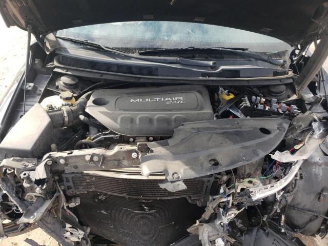 Photo 11 from auction – 2016 CHRYSLER 200 LIMITE with VIN 1C3CCCAB0GN153985