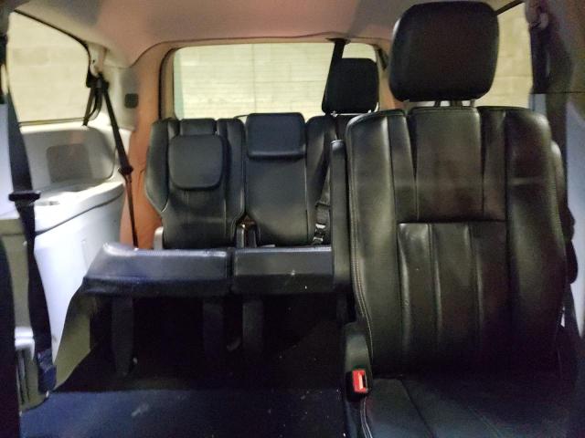 Photo 10 from auction – 2014 CHRYSLER TOWN & COU with VIN 2C4RC1BG7ER434976