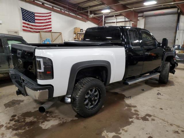 Photo 3 from auction – 2011 CHEVROLET SILVERADO with VIN 1GC2KXC8XBZ198761