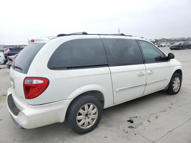 Photo 3 from auction – 2005 CHRYSLER TOWN & COU with VIN 2C4GP54LX5R358649