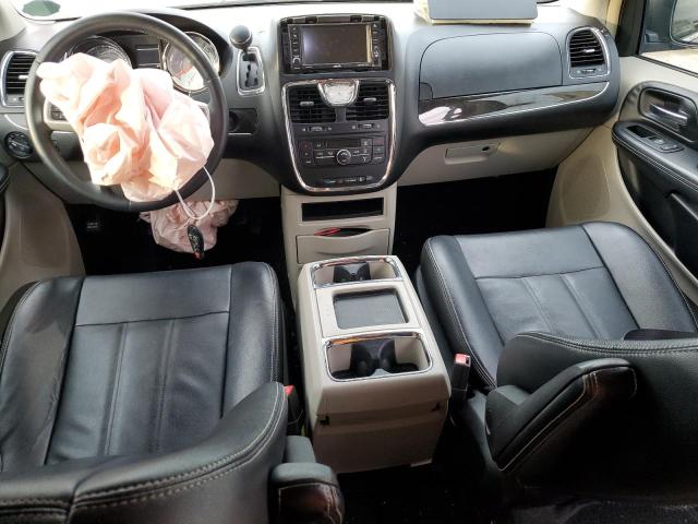 Photo 8 from auction – 2014 CHRYSLER TOWN & COU with VIN 2C4RC1BGXER365409