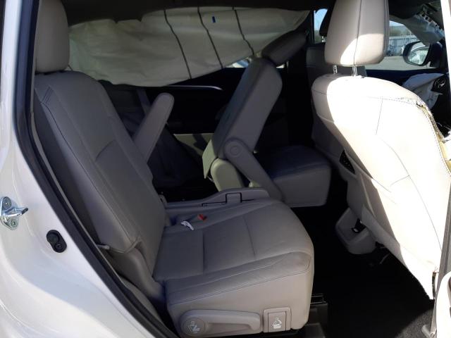 Photo 10 from auction – 2016 TOYOTA HIGHLANDER with VIN 5TDDKRFHXGS331768