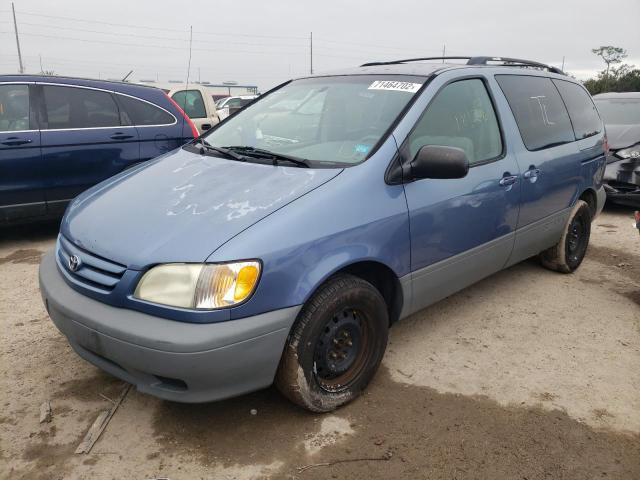 TOYOTA SIENNA CE 2002 with VIN 4T3ZF19C02U506855 - Photo from auction