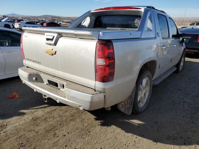 Photo 3 from auction – 2013 CHEVROLET AVALANCHE with VIN 3GNTKFE76DG165074