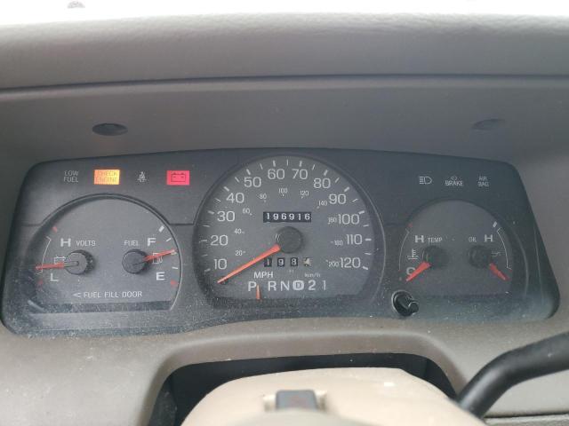Photo 9 from auction – 2004 MERCURY GRAND MARQ with VIN 2MEFM74W34X629232
