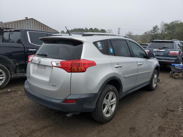 Photo 3 from auction – 2013 TOYOTA RAV4 XLE with VIN JTMWFREV2DD006933