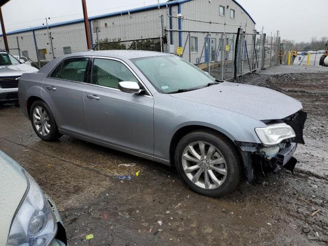 Photo 4 from auction – 2018 CHRYSLER 300 LIMITE with VIN 2C3CCAKG2JH165117