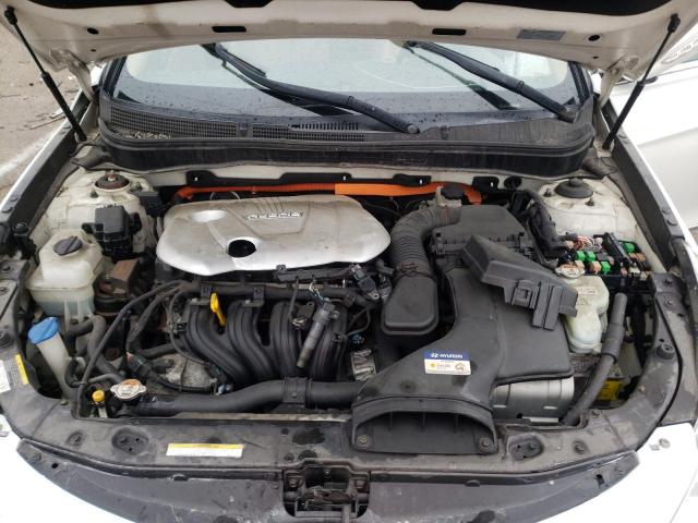 Photo 11 from auction – 2012 HYUNDAI SONATA HYB with VIN KMHEC4A47CA054606