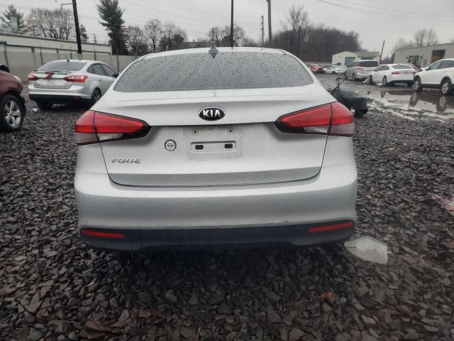 Photo 6 from auction – 2017 KIA FORTE LX with VIN 3KPFK4A70HE006620