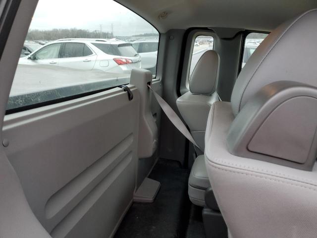 Photo 10 from auction – 2005 FORD F150 with VIN 1FTRF12235NB68414