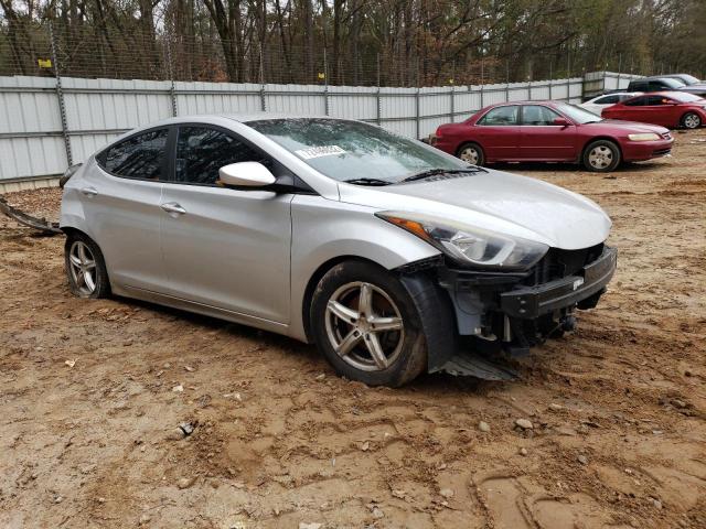Photo 4 from auction – 2016 HYUNDAI ELANTRA SE with VIN 5NPDH4AE2GH667645