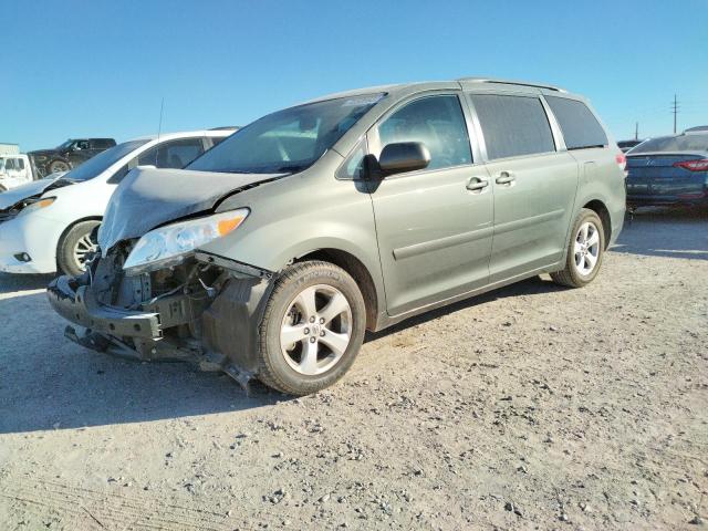 Photo 1 from auction – 2014 TOYOTA SIENNA LE with VIN 5TDKK3DC5ES450465
