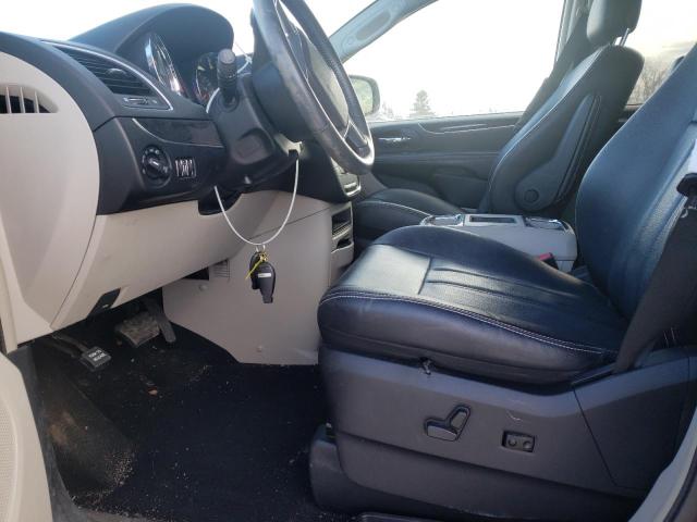 Photo 7 from auction – 2012 CHRYSLER TOWN & COU with VIN 2C4RC1BGXCR411690