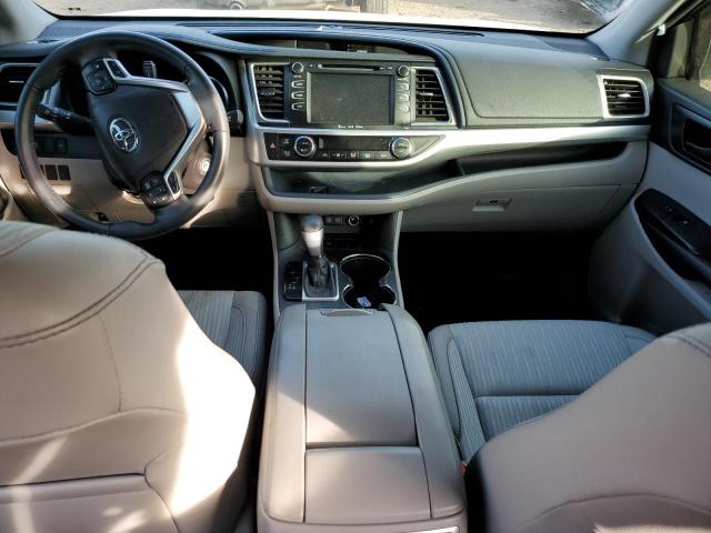 Photo 8 from auction – 2017 TOYOTA HIGHLANDER with VIN 5TDZZRFH0HS234355