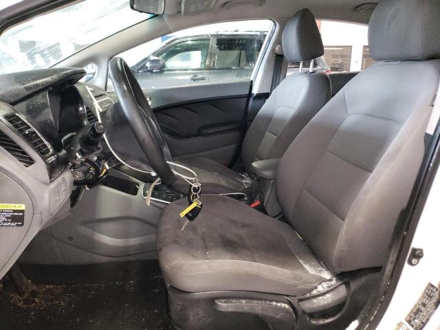 Photo 7 from auction – 2017 KIA FORTE LX with VIN 3KPFK4A78HE115357