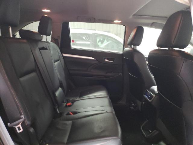 Photo 10 from auction – 2017 TOYOTA HIGHLANDER with VIN 5TDJZRFH1HS511785