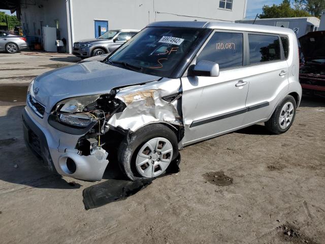 KIA SOUL 2012 with VIN KNDJT2A57C7433800 - Photo from auction