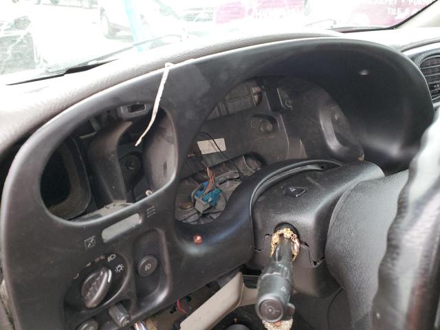 Photo 9 from auction – 2002 CHEVROLET TRAILBLAZE with VIN 1GNDT13SX22513248