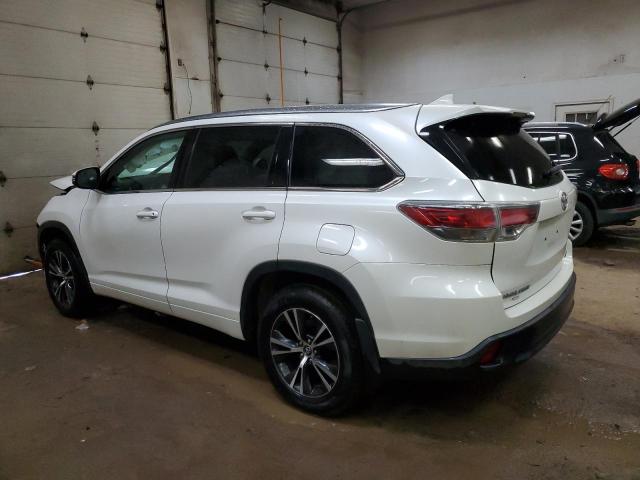 Photo 2 from auction – 2016 TOYOTA HIGHLANDER with VIN 5TDJKRFH3GS300185