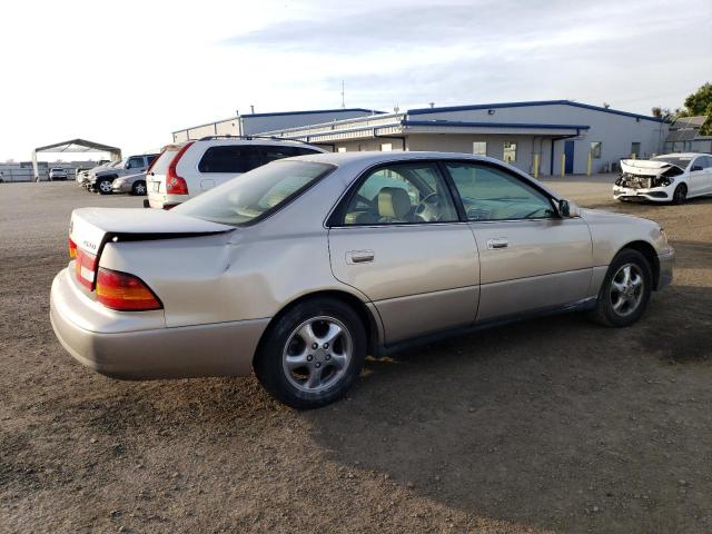 Zdjęcie 3 z aukcji – 1998 LEXUS ES 300 z VIN JT8BF28G4W5044534