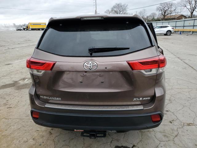 Photo 6 from auction – 2019 TOYOTA HIGHLANDER with VIN 5TDJZRFH3KS933743