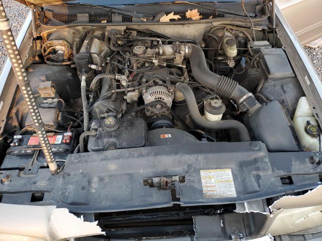Photo 11 from auction – 2001 FORD CROWN VICT with VIN 2FAFP74W31X107212