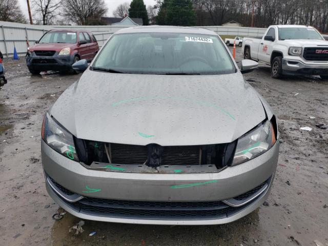 Photo 5 from auction – 2012 VOLKSWAGEN PASSAT SE with VIN 1VWBH7A39CC049507