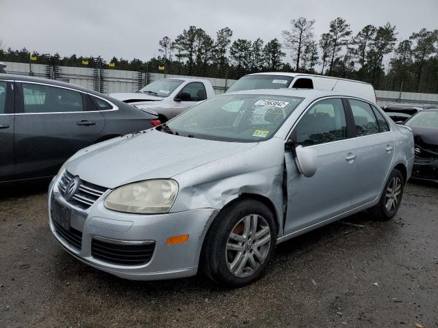 VOLKSWAGEN JETTA WOLF 2007 with VIN 3VWEG71K77M061828 - Photo from auction