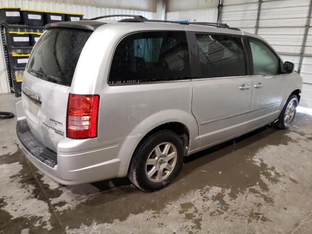 Photo 3 from auction – 2010 CHRYSLER TOWN & COU with VIN 2A4RR5DX6AR351403
