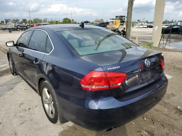 Photo 2 from auction – 2015 VOLKSWAGEN PASSAT S with VIN 1VWAT7A33FC102880
