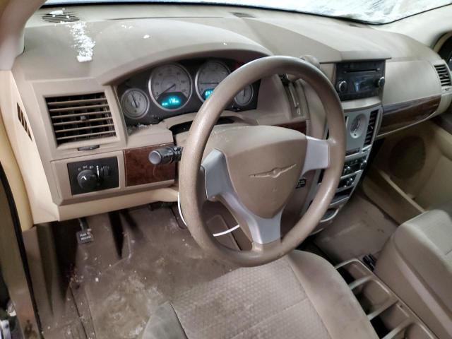 Photo 8 from auction – 2010 CHRYSLER TOWN & COU with VIN 2A4RR4DE8AR194112