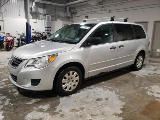 VOLKSWAGEN ROUTAN S 2011 with VIN 2V4RW4DG0BR621709 - Photo from auction
