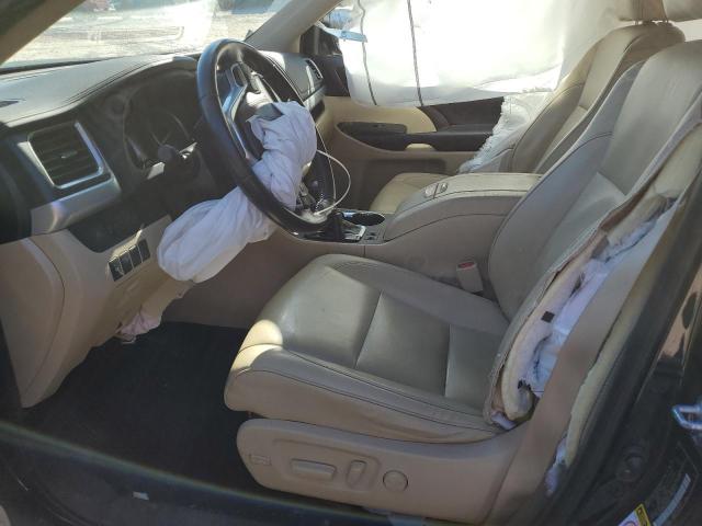 Photo 7 from auction – 2019 TOYOTA HIGHLANDER with VIN 5TDJZRFH7KS585431