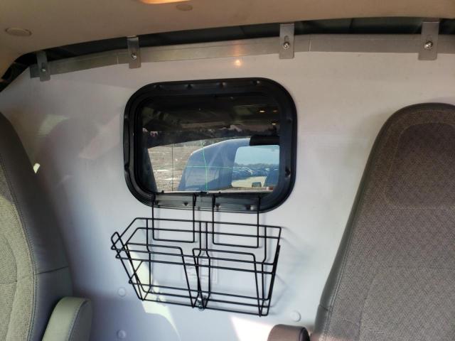 Photo 10 from auction – 2018 CHEVROLET EXPRESS G2 with VIN 1GCWGAFP8J1165046