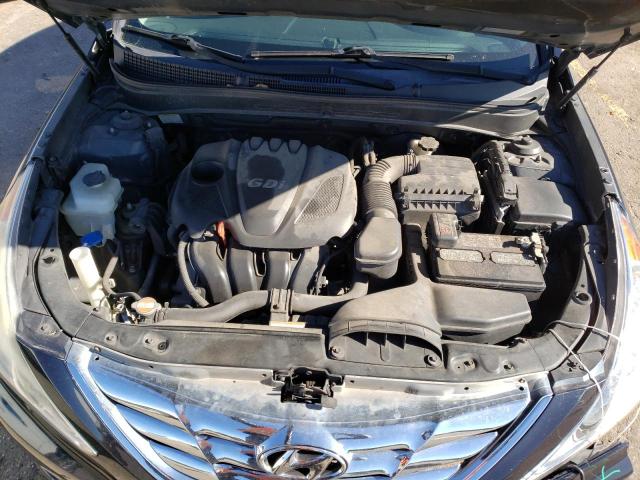 Photo 11 from auction – 2011 HYUNDAI SONATA SE with VIN 5NPEC4AC2BH268180