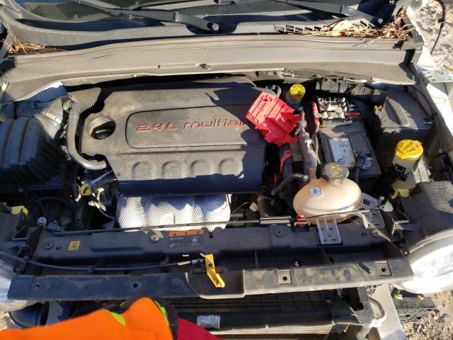 Photo 12 from auction – 2018 JEEP RENEGADE S with VIN ZACCJBABXJPJ51328