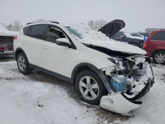 Photo 4 from auction – 2015 TOYOTA RAV4 XLE with VIN JTMWFREV9FJ046916