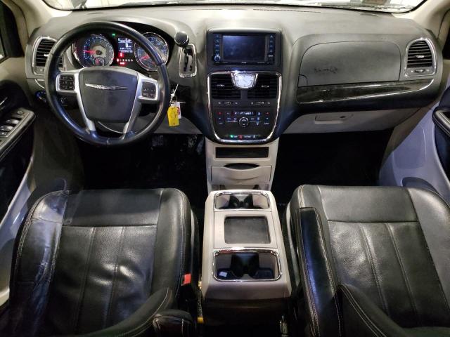 Photo 8 from auction – 2012 CHRYSLER TOWN & COU with VIN 2C4RC1BG2CR389944