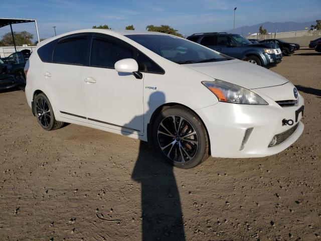 Photo 4 from auction – 2014 TOYOTA PRIUS V with VIN JTDZN3EU2E3296344