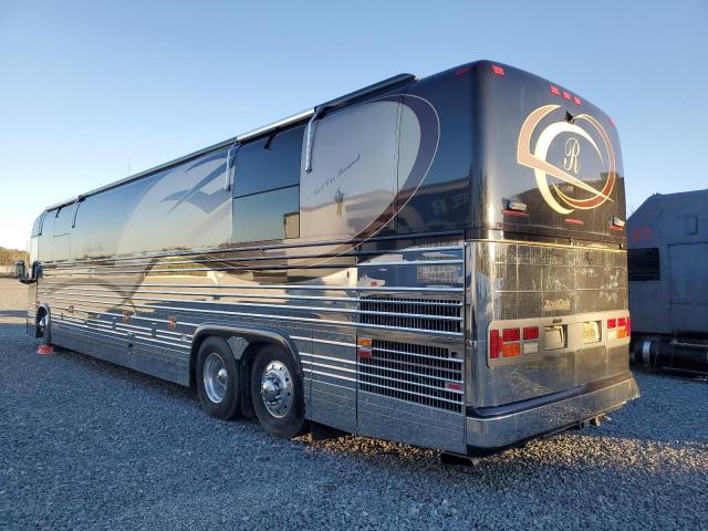 Photo 3 from auction – 2000 PREVOST BUS with VIN 2PCW33496Y1027067