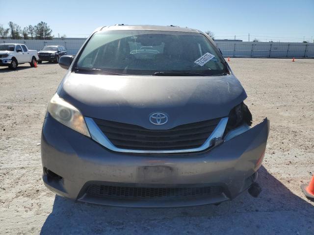 Photo 5 from auction – 2013 TOYOTA SIENNA XLE with VIN 5TDYK3DC8DS331205